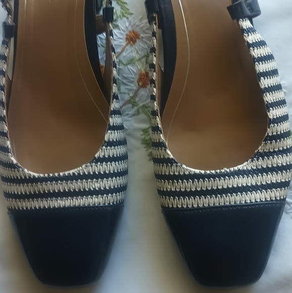 Vionic Petaluma Navy Sling Back Shoes Size 8 - Picture 3 of 8